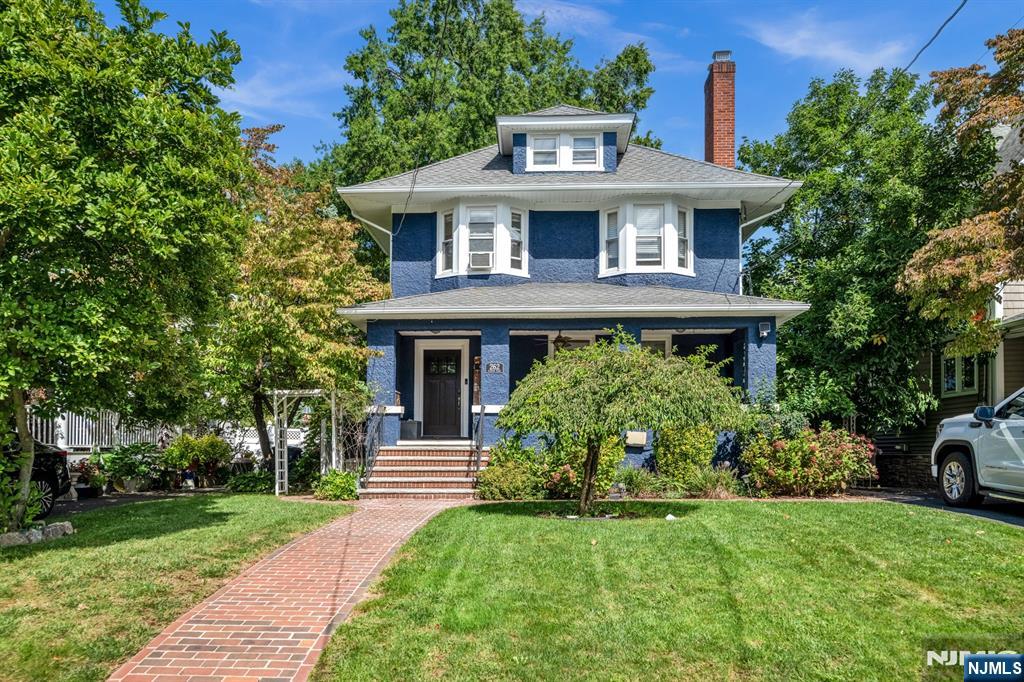 262 Clinton Place, Unit 2 Hackensack, NJ 07601 - Photo 2 of 24 Gallery Image 2