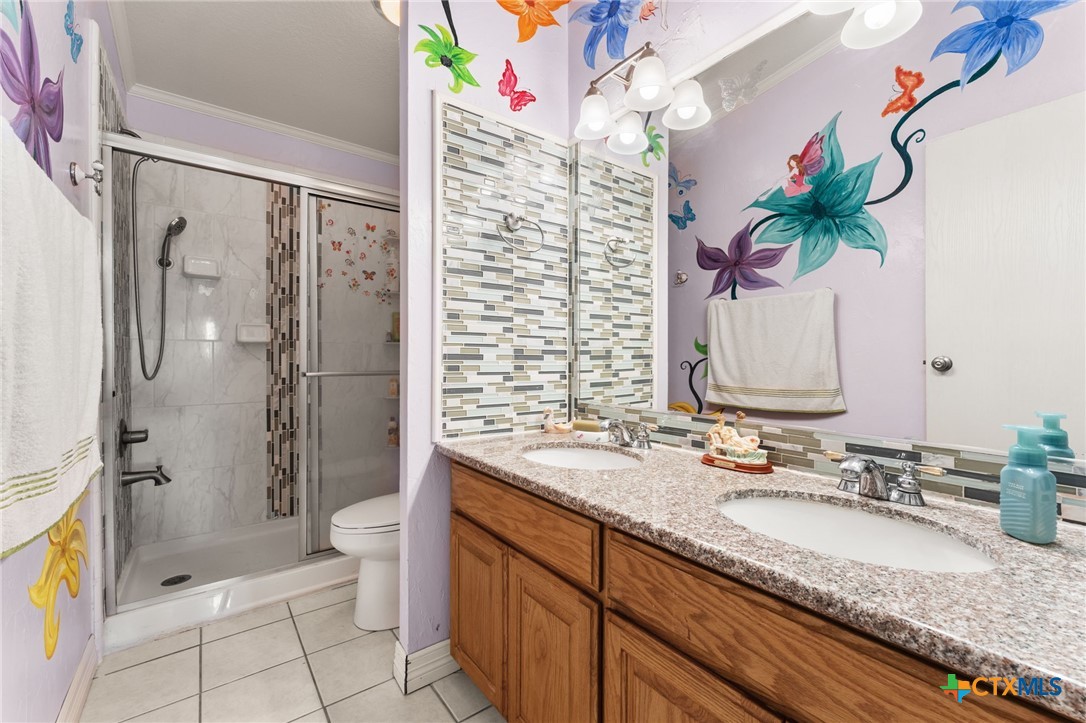 2124 Hackberry Road Salado, TX 76571 - Photo 27 of 41 Second bathroom in main home