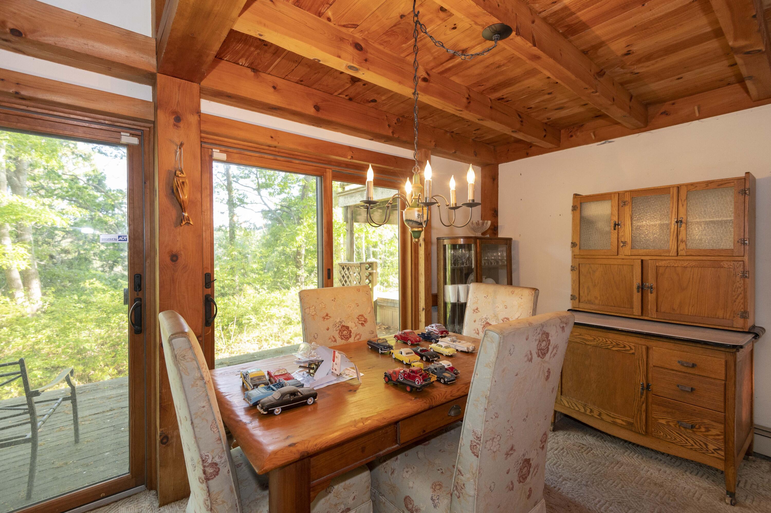 73 Suomi Road Hyannis, MA 02601 - Photo 6 of 20 Dining Area