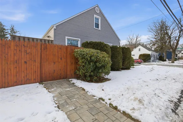 $799,900 | 93 Smith Avenue, White Plains, NY 10605