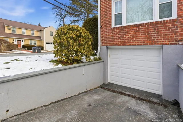 $799,900 | 93 Smith Avenue, White Plains, NY 10605