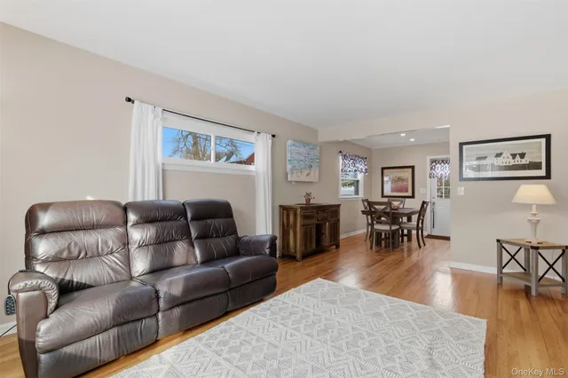 $799,900 | 93 Smith Avenue, White Plains, NY 10605