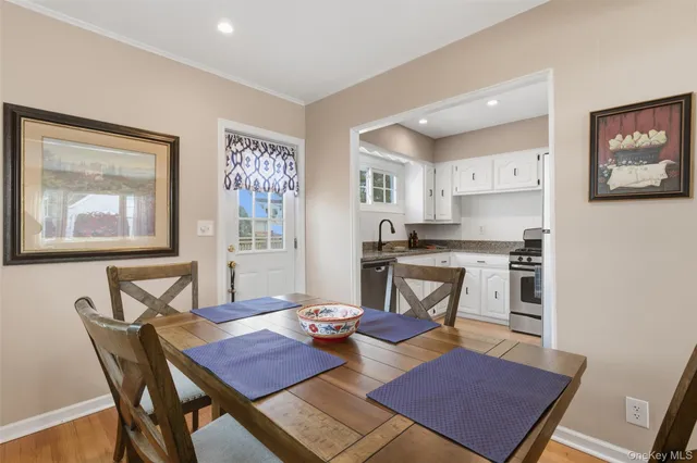 $799,900 | 93 Smith Avenue, White Plains, NY 10605