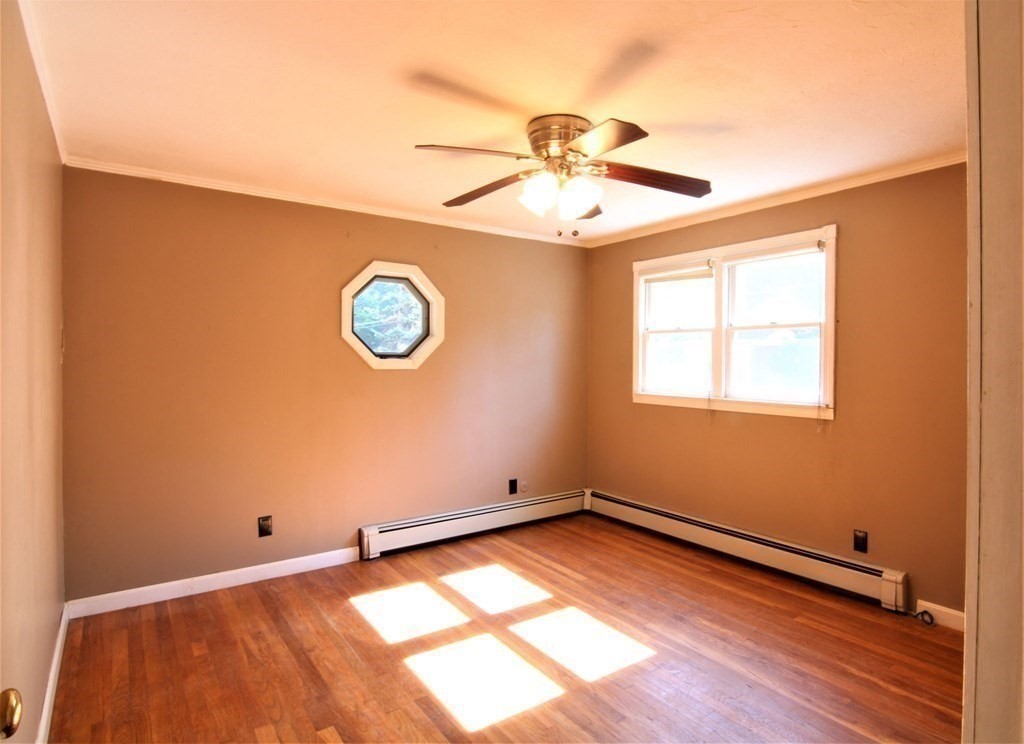 29 South Shore Road Holbrook, MA 02343 - Photo 13 of 23