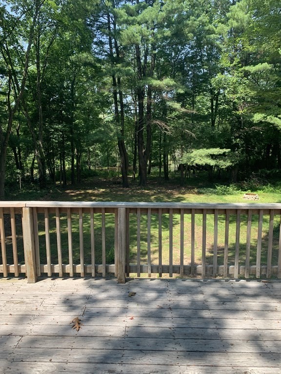 29 South Shore Road Holbrook, MA 02343 - Photo 5 of 23