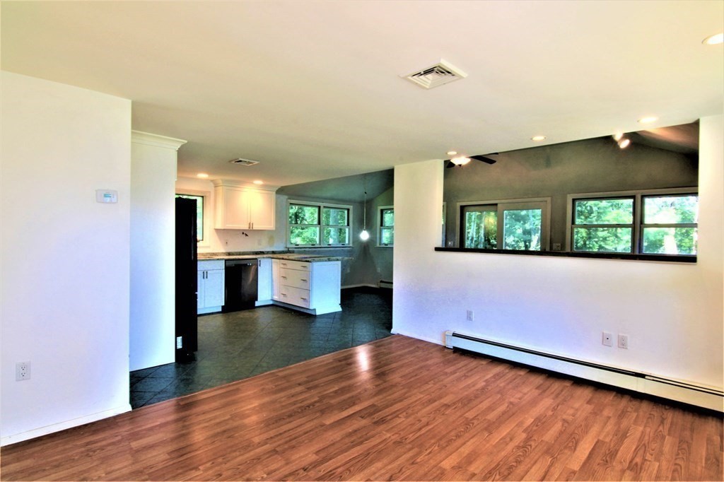 29 South Shore Road Holbrook, MA 02343 - Photo 6 of 23