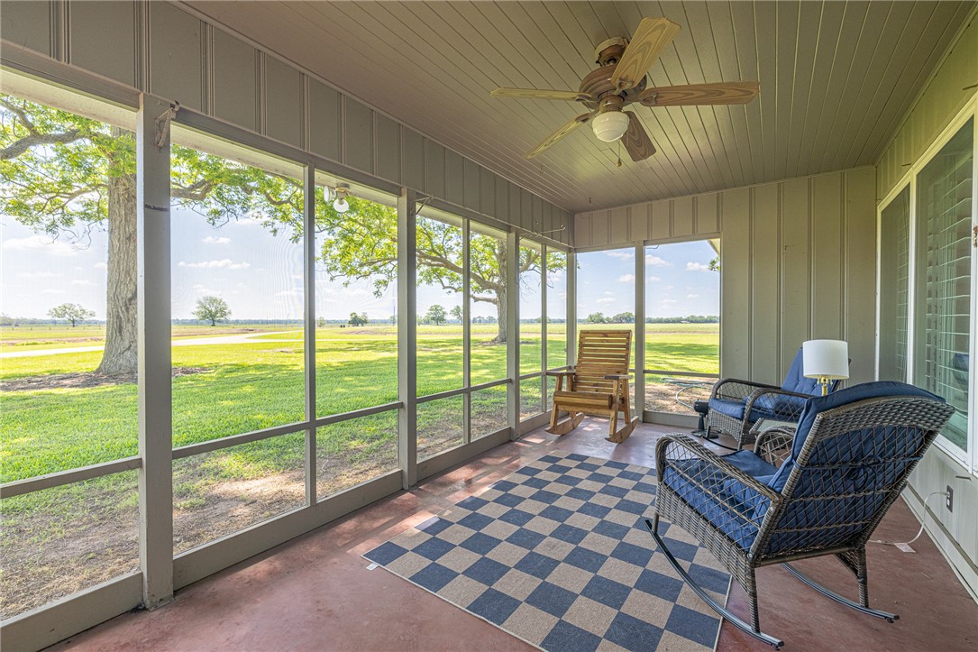 7654 County Road 121 Wharton, TX 77488 - Photo 4 of 47