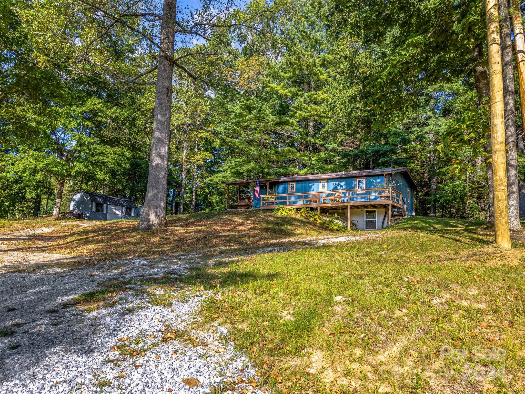 233 Dale Road Spruce Pine, NC 28777 - Photo 2 of 38 Gallery Image 2