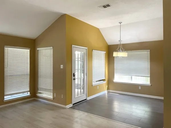 $2,350 | 7114 Glen Rosa Drive, Katy, TX 77494