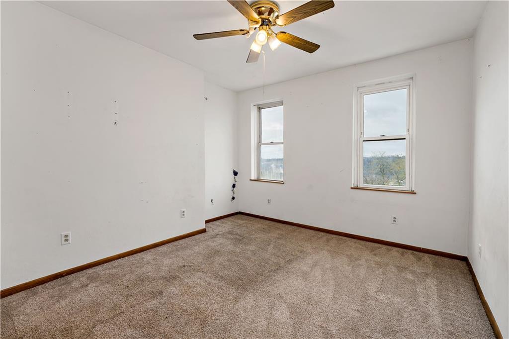 545 Stokes Avenue Braddock, PA 15104 - Photo 20 of 34 a view of an empty room with a window