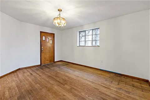 $69,000 | 545 Stokes Avenue, Braddock, PA 15104