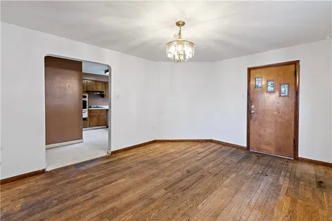 $69,000 | 545 Stokes Avenue, Braddock, PA 15104