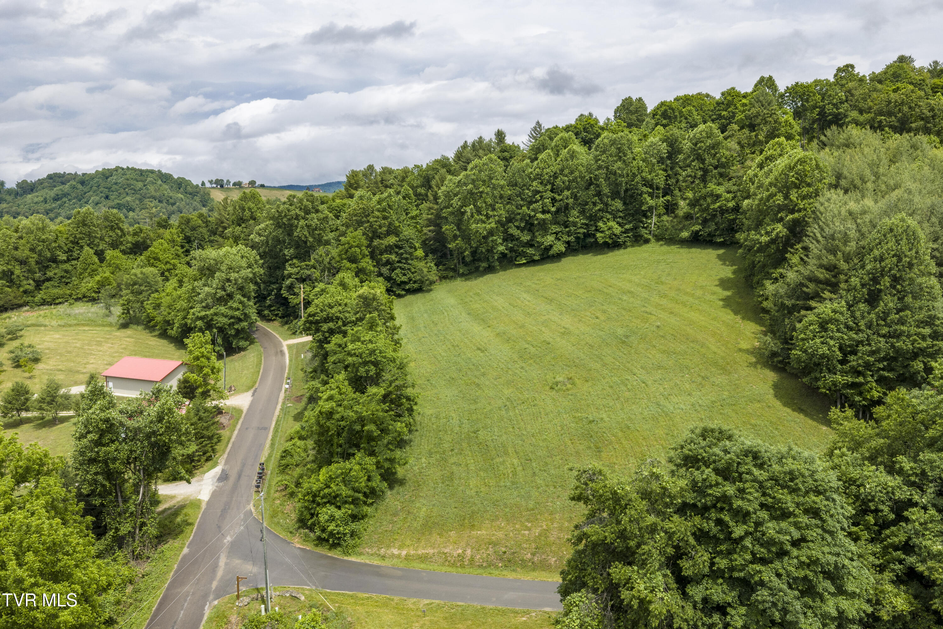 Lot 2 High Country Pvt Road, Unit 2 Butler, TN 37640 - Photo 3 of 32 Draft-3