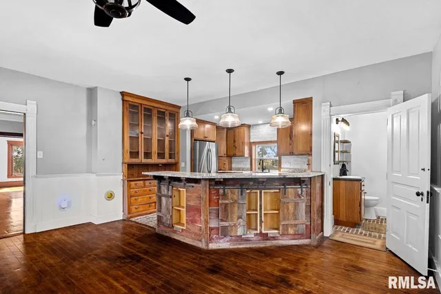 $365,000 | 13309 Highway 90, Princeville, IL 61559