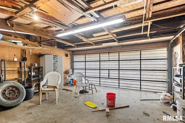 $365,000 | 13309 Highway 90, Princeville, IL 61559