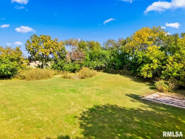 $365,000 | 13309 Highway 90, Princeville, IL 61559