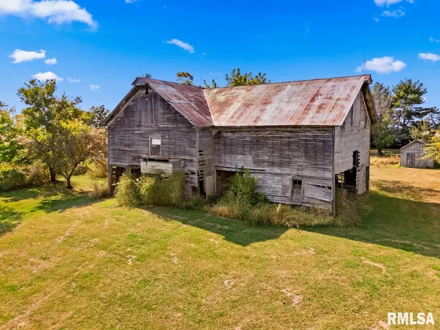 $365,000 | 13309 Highway 90, Princeville, IL 61559