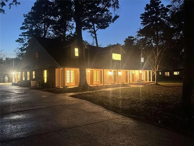 $573,200 | 5325 Chambord Drive, Greenwell Springs, LA 70739