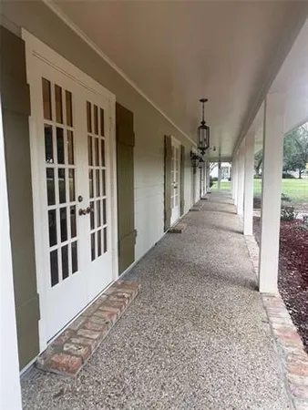$570,500 | 5325 Chambord Drive, Greenwell Springs, LA 70739