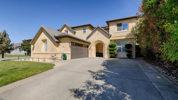 $795,000 | 7732 Tennis Court, Antelope, CA 95843