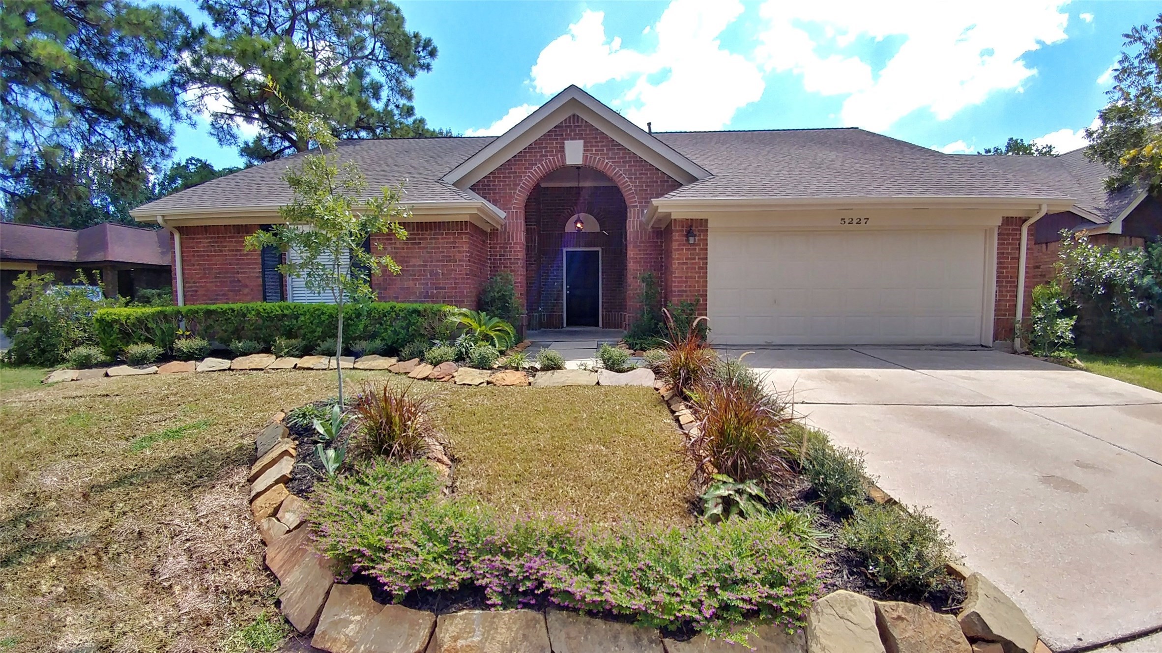 5227 Clarkston Lane Spring, TX 77379 - Photo 2 of 28