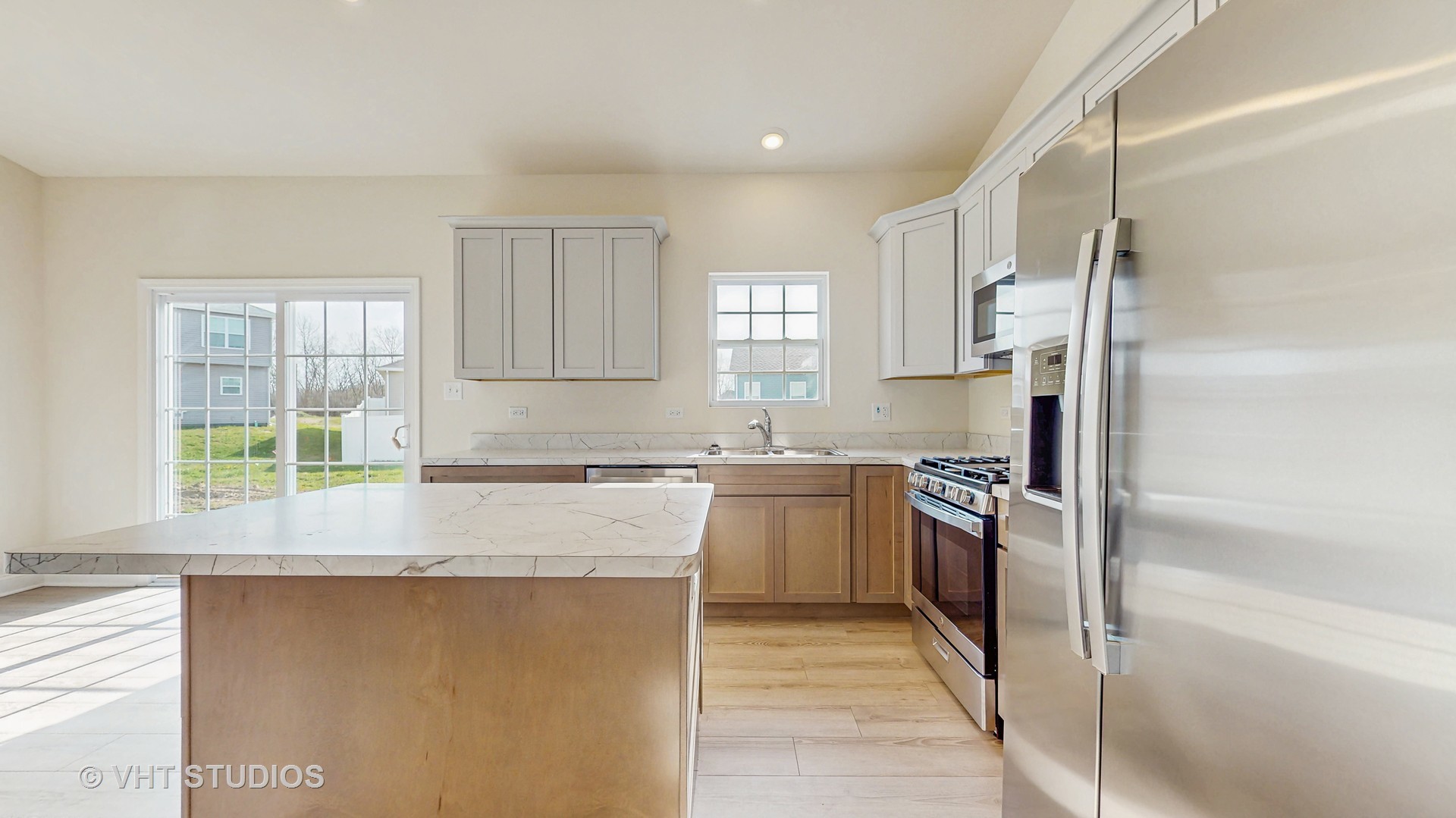 877 Yorkshire Terrace Crete, IL 60417 - Photo 10 of 29 Gallery Image 10