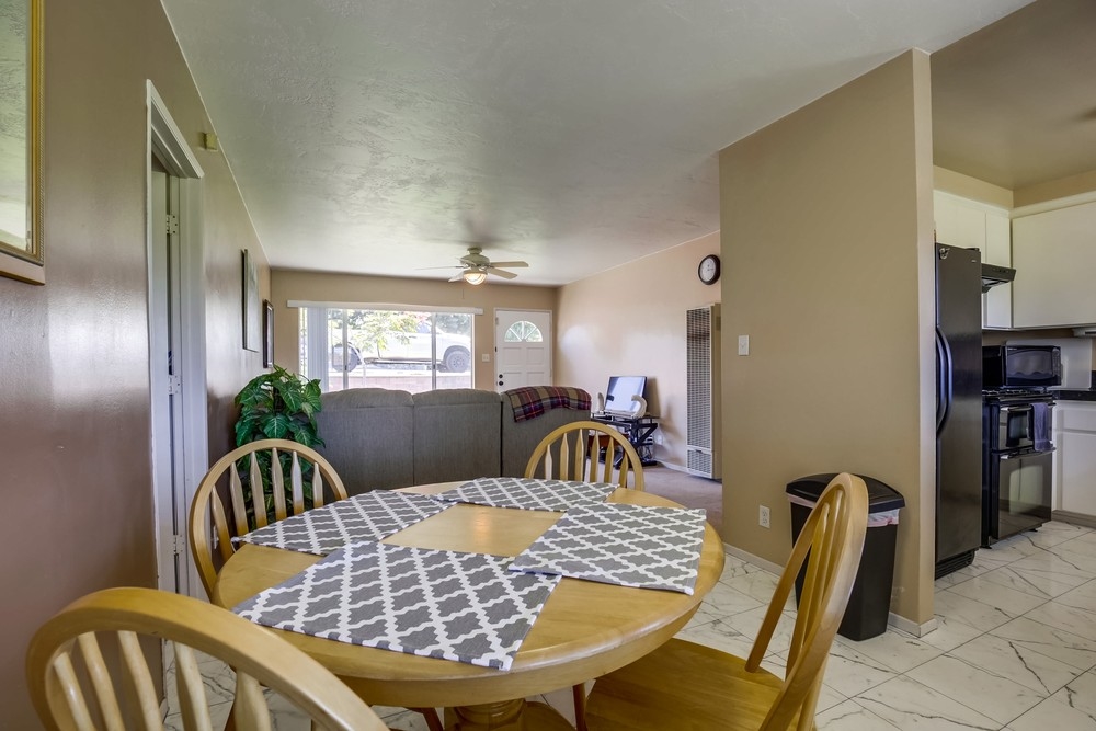 1134 Arcadia Road Encinitas, CA 92024 - Photo 5 of 21