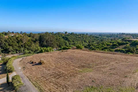 $10,500,000 | 613 Maria Ygnacia Lane, Santa Barbara, CA 93111