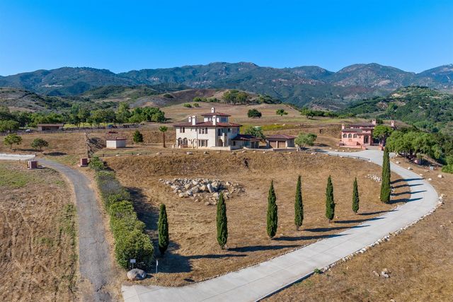 $10,500,000 | 613 Maria Ygnacia Lane, Santa Barbara, CA 93111