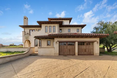 $10,500,000 | 613 Maria Ygnacia Lane, Santa Barbara, CA 93111