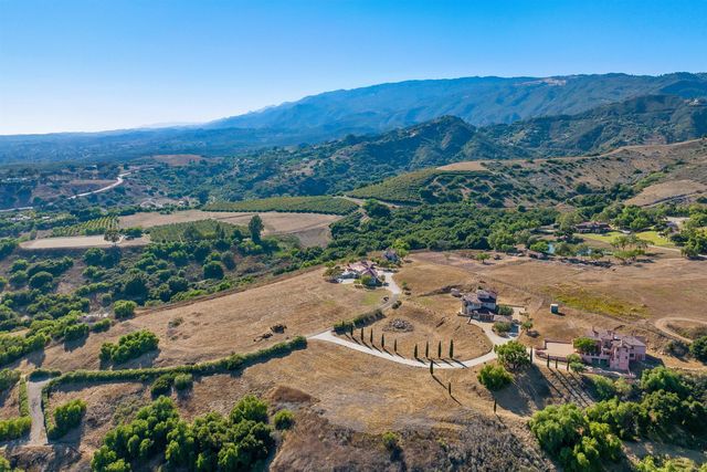 $10,500,000 | 613 Maria Ygnacia Lane, Santa Barbara, CA 93111