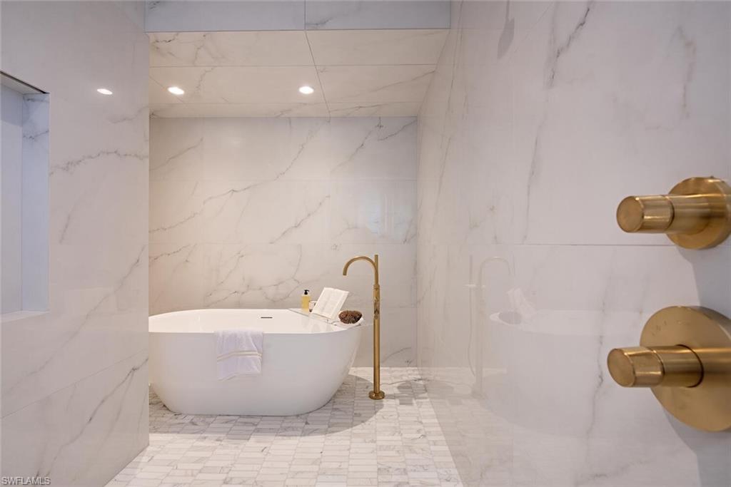 275 Springline Drive Naples, FL 34102 - Photo 39 of 50