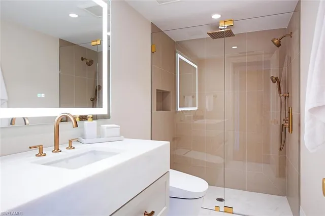 $23,500,000 | 275 Springline Drive, Naples, FL 34102