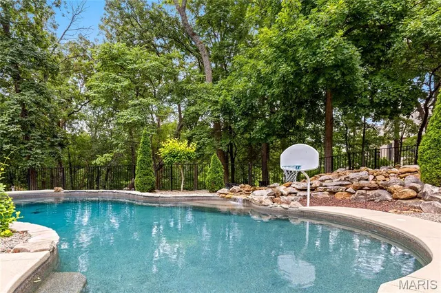 $3,995,000 | 4 Upper Whitmoor Drive, Weldon Spring, MO 63304