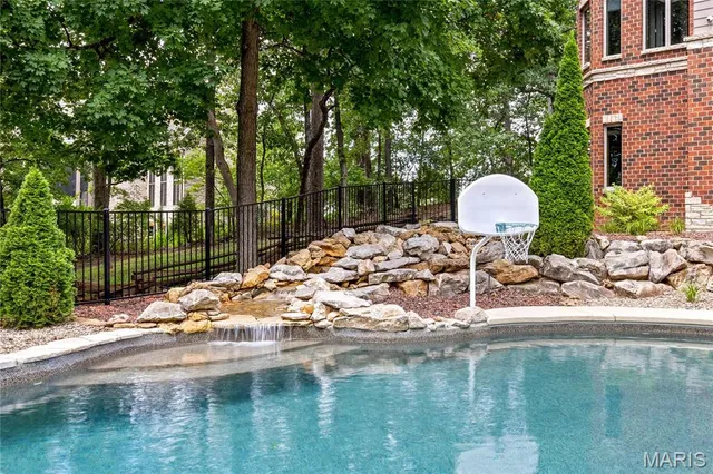 $3,995,000 | 4 Upper Whitmoor Drive, Weldon Spring, MO 63304