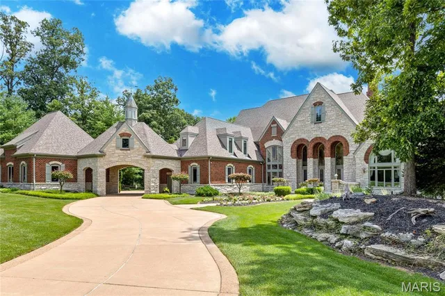 $3,995,000 | 4 Upper Whitmoor Drive, Weldon Spring, MO 63304