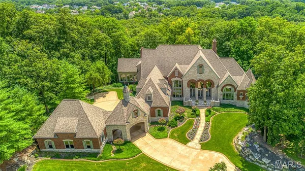 $3,995,000 | 4 Upper Whitmoor Drive, Weldon Spring, MO 63304