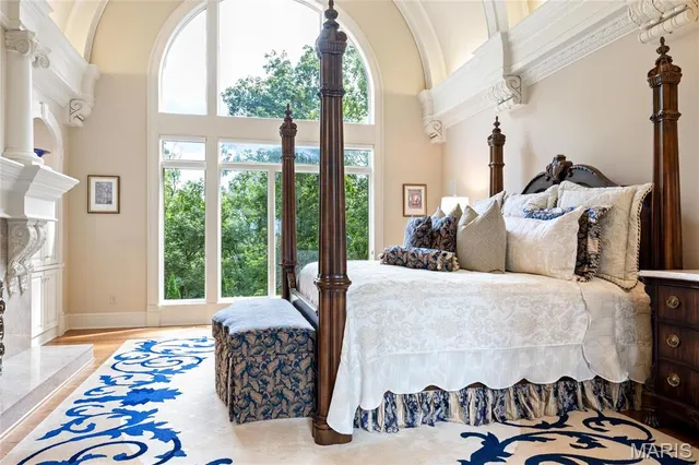 $3,995,000 | 4 Upper Whitmoor Drive, Weldon Spring, MO 63304