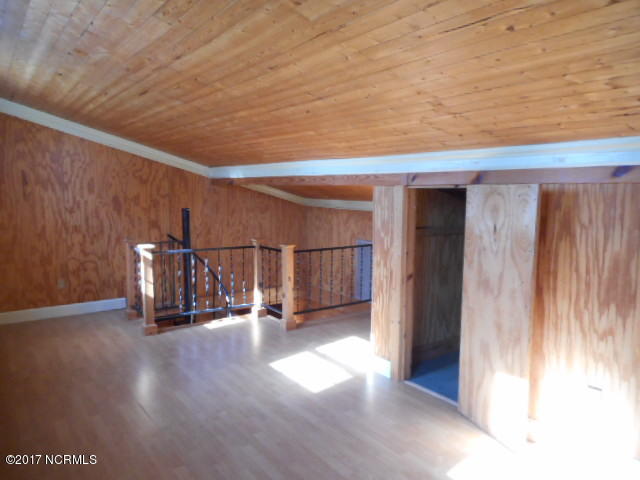 8260 Flower Hill Road Middlesex, NC 27557 - Photo 8 of 15 116