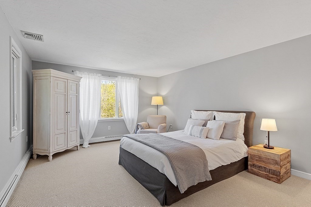 153 Ruggles Street Westborough, MA 01581 - Photo 19 of 40 Gallery Image 19