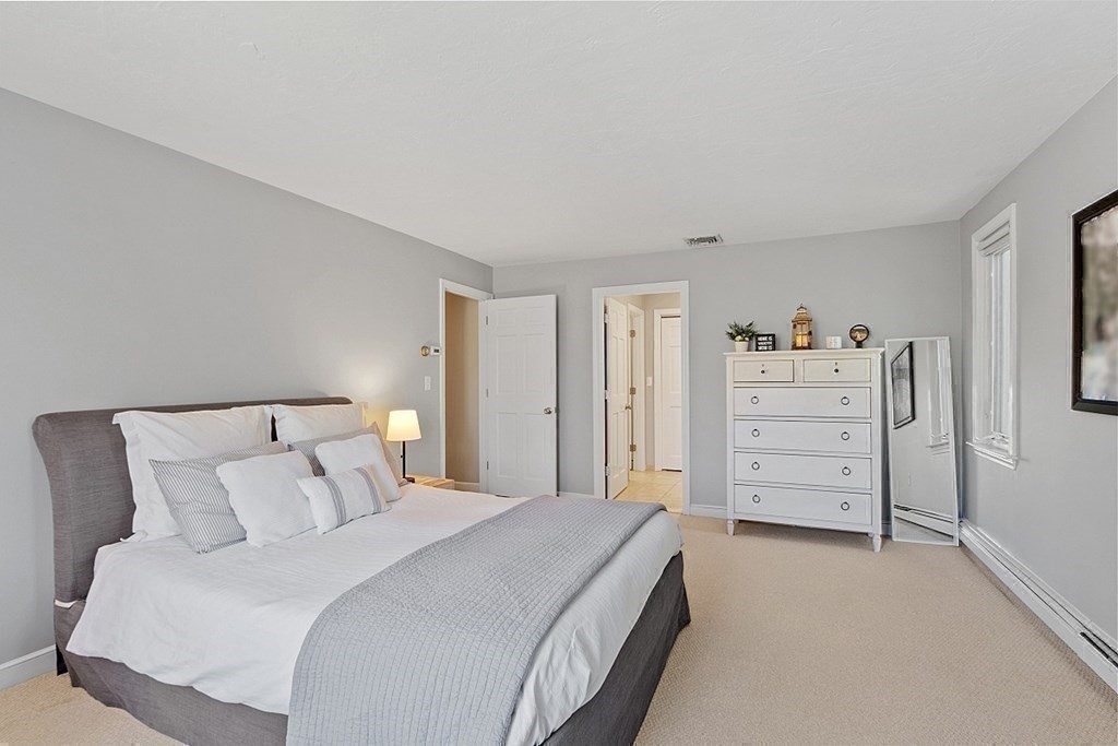 153 Ruggles Street Westborough, MA 01581 - Photo 20 of 40 Gallery Image 20