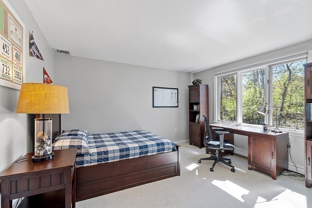 153 Ruggles Street Westborough, MA 01581 - Photo 27 of 40 Gallery Image 27