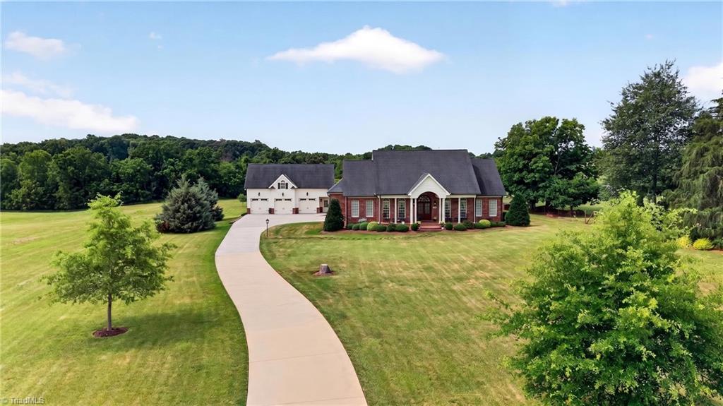 2395 Spencer Road Archdale, NC 27263 - Photo 4 of 50