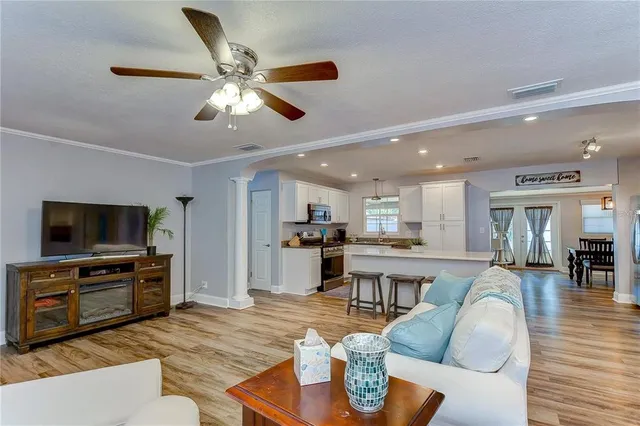 $3,150 | 5600 30th Avenue North, St. Petersburg, FL 33710