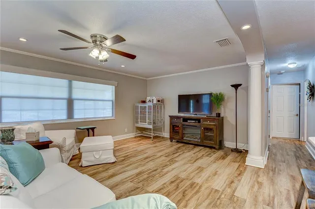 $3,150 | 5600 30th Avenue North, St. Petersburg, FL 33710