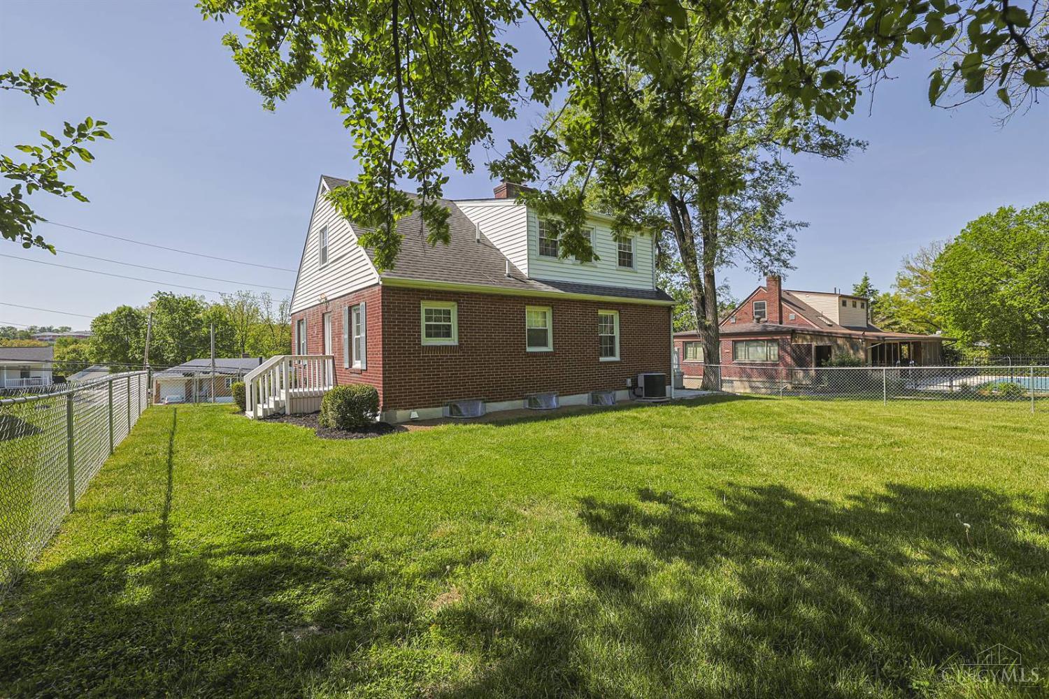 1965 Hunt Road Cincinnati, OH 45215 - Photo 41 of 45