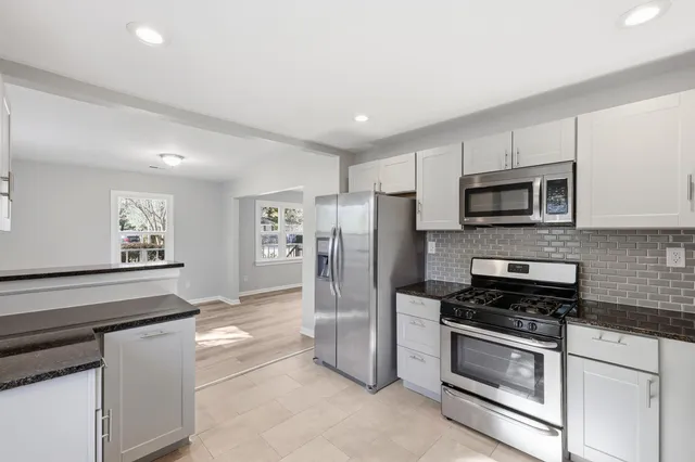 $319,000 | 131 Harvey Avenue, Goose Creek, SC 29445