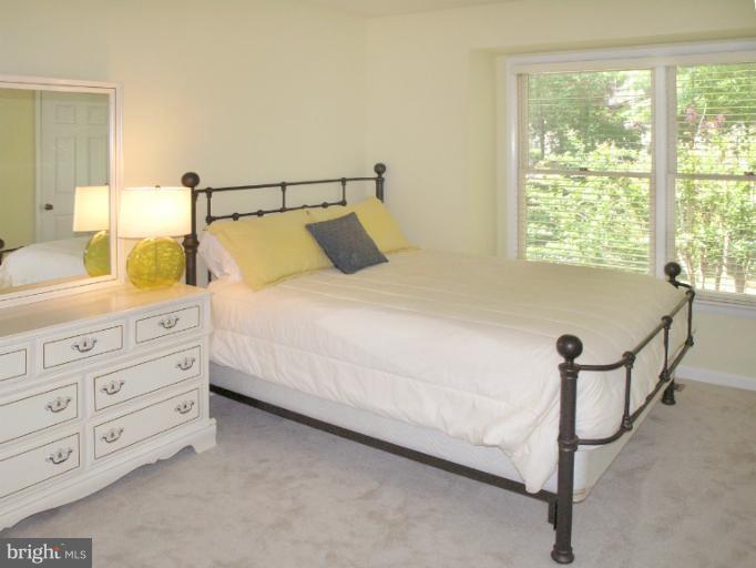 1600 Oak Spring Way Reston, VA 20190 - Photo 14 of 30 Bedroom