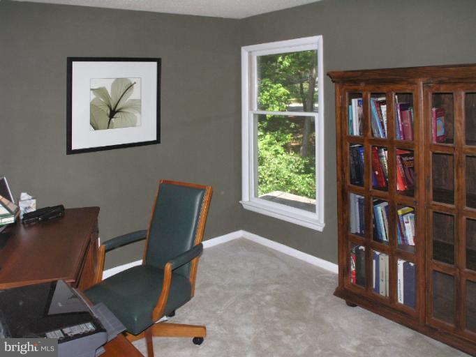 1600 Oak Spring Way Reston, VA 20190 - Photo 17 of 30 Bedroom