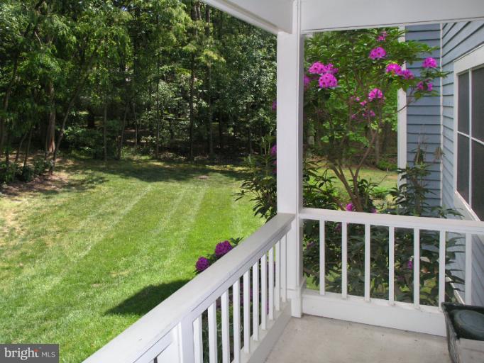 1600 Oak Spring Way Reston, VA 20190 - Photo 18 of 30 Exterior (General)